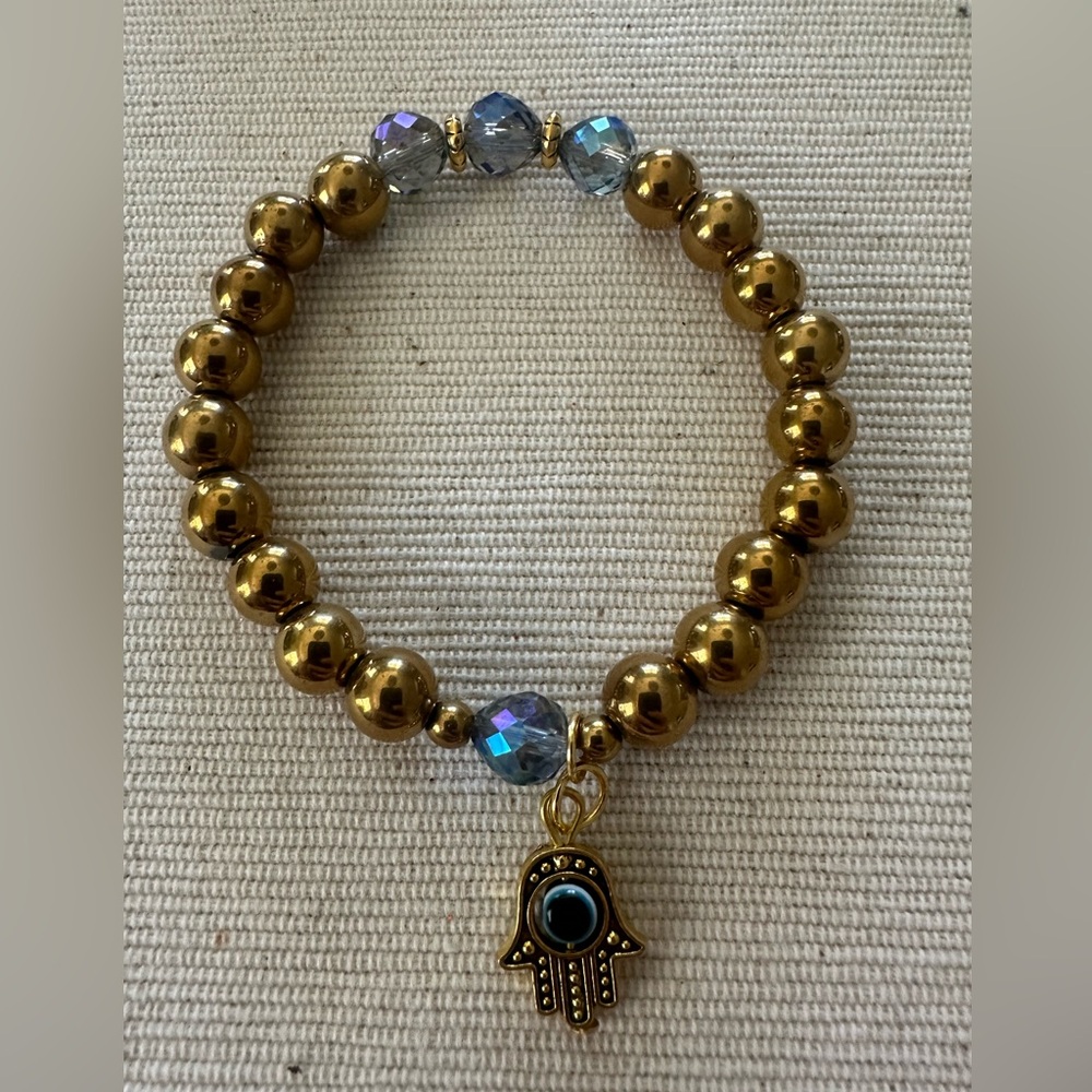 Handcrafted Golden Hamsa Beaded Bracelet ✨🪬✨